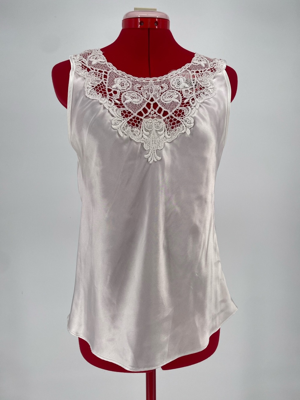 80s VTG Cinema Etoile White Satin Lingerie Layering Tank Top Lacey Neckline